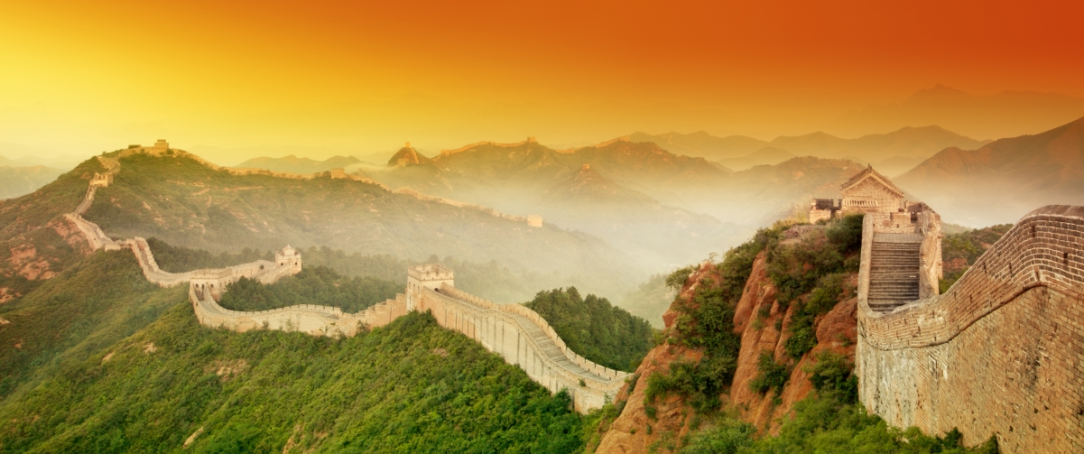 日出时的中国长城3440x1440风景图片